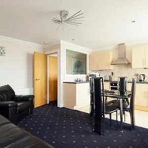 Queens Mansions: Ocean View Blackpool
